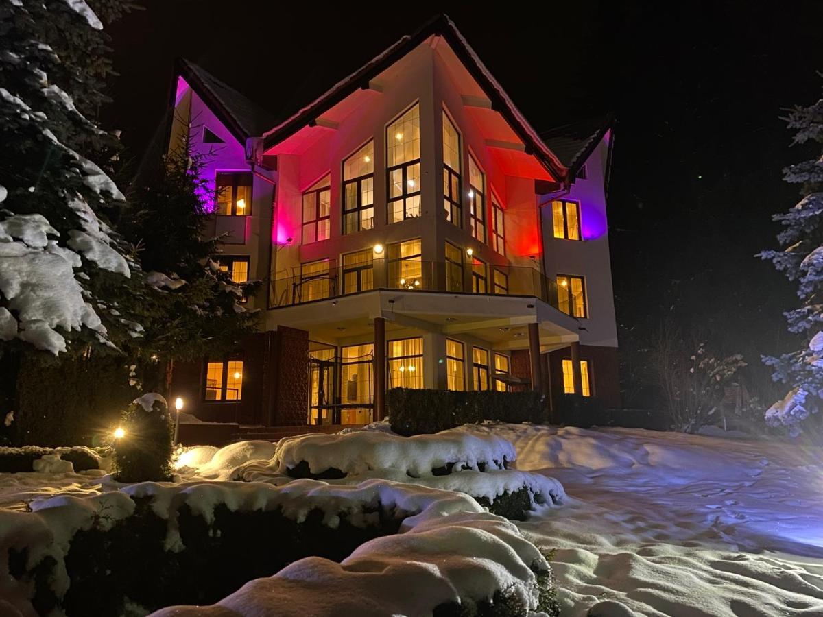 Vila Phoenix Aparthotel Predeal Exterior photo